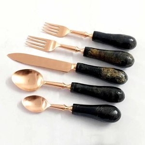 Ensemble de couverts en métal style vintage avec poignées en corne noire, plaqué or, pour mariage, vaisselle, ustensiles de table - Product Image 1