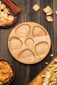 Bandeja Redonda Nórdica de Madera Pulida Resistente con Dos Compartimentos, Plato Ecológico Dividido para Fiestas - Product Image 5