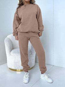 Ensemble survêtement molletonné oversize pour femme, couleur unie, col rond, épaules tombantes, manches longues, tenue d'automne - Product Image 3