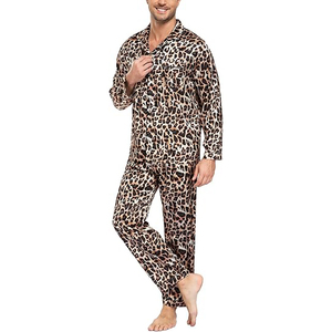 Traje de noche para hombre, conjunto de pantalones cortos de manga corta con cuello redondo, cintura elástica, suave, transpirable, ligero, pijamas de verano, ropa de dormir para el hogar - Product Image 5