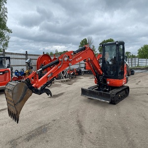 Mini-excavatrice Kubota KX040-4 avec moteur et boîte de vitesses - Puissance compacte 4170 kg, 1000-2500 heures pour applications polyvalentes - Product Image 1