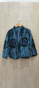 Veste d'hiver en velours rouge faite à la main, style Suzani, brodée, courte, pour festival, manteau floral ouzbek, vêtement d'extérieur - Product Image 5