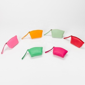 Casual Unisex Genuine Cowhide Leather <b>Wallet</b> with Large Capacity Malty Color Card Holder Zipper Closure-Patchwork Design - Product Image 1