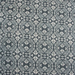 ชุดเดรสผู้หญิงสั่งทำพิเศษ ผ้าฝ้าย 100% ลายดอกไม้ งานแฮนด์เมด เรียบง่าย เอวธรรมชาติ ความยาวปานกลาง สำหรับฤดูร้อน รับผลิตเสื้อผ้า OEM จำนวนมาก - Product Image 2