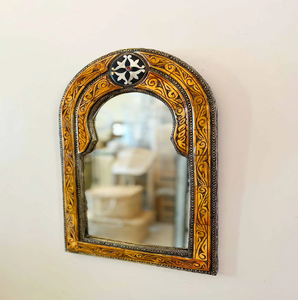 This vibrant, handcrafted <b>rectangular</b> <b>mirror</b> boasts intricate, multi-colored regional artwork available at wholesale prices. - Product Image 4