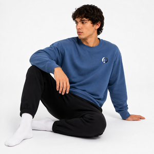 Sweat-shirt pour homme conçu pour un confort quotidien, avec tissu doux et chaud, bords côtelés, coutures soignées, coupe régulière et style simple. - Product Image 5