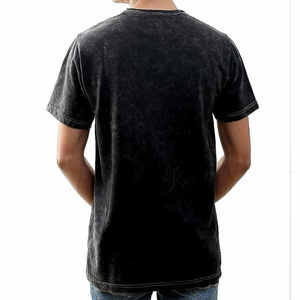 Camiseta de algodón con estampado gráfico, lavado ácido, estilo desgastado, corte holgado, moda urbana, informal, para hombre, ropa urbana de verano. - Product Image 6