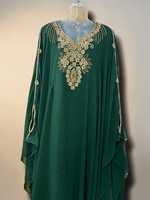 Ensemble de luxe 2 pièces AWAIS HOUSE pour femmes musulmanes, kaftan simple et sobre en mousseline perlée, coupe trapèze longue jusqu'au sol, vente en gros