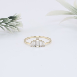 Anillo de Corona con Diamantes Cultivados en Laboratorio, Estilo Baguette, Banda de Media Eternidad con Racimo Escalonado, Anillos Apilables de Oro para Boda y Fiesta, Joyería Fina para Mujer - Product Image 1