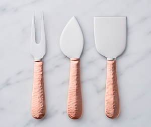 Ensemble de 3 couteaux à fromage avec manche en cuivre martelé et lame en acier inoxydable, outils à fromage pour la cuisine - Product Image 1