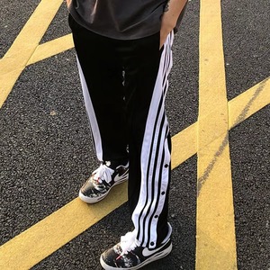 Pantalon de survêtement noir pour homme avec bandes blanches, taille élastique et cordon de serrage, décontracté, respirant, en tissu tricoté mi-lourd, idéal pour l'automne - Product Image 5