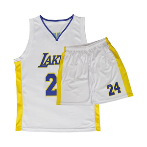 Uniformes de Baloncesto Personalizados de Poliéster para Hombre, Jersey y Pantalones Cortos Transpirables de Secado Rápido con Detalles Recortados - Product Image 2