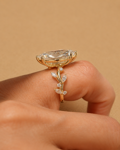 Bague de fiançailles en or massif 14 carats avec diamant de laboratoire marquise de 3 carats et bande à accent feuille, certifiée IGI, tendance - Product Image 3