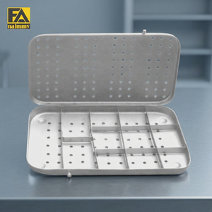 Boîte à aiguilles de haute qualité en acier inoxydable pour instruments chirurgicaux, approuvée CE et ISO - Product Image 3