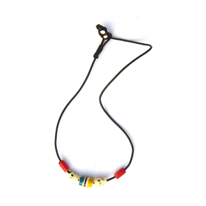 Collar de Cuentas de Hueso Hecho a Mano por Artesanos Indios, Diseño Étnico Moderno, Cadena con Eslabones en Forma de Corazón para Mujer, Precio al por Mayor - Product Image 2