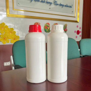 ขวดยี่ห้อ APS ขนาด 1000 มล. ผลิตในเวียดนาม ทำจากพลาสติก HDPE น้ำหนักเบา ทนทาน ป้องกันการรั่วซึม รูปทรงกระบอก ฐานแบน ไหล่เรียว - Product Image 3