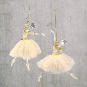 Adorno Navideño de Acrílico Transparente Mate Dorado Plateado con Diseño de Bailarina 3D en Color Rosa Escarchado y Beige - Product Image 5