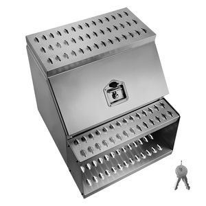 Cassetta Portautensili Laterale per Camion 61x70x64.5 cm in Alluminio Resistente, Impermeabile, con Scaletta Laterale in Materiale PC - Product Image 1