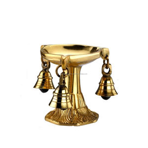 Cloche Diya en laiton fabriquée à la main - Product Image 4