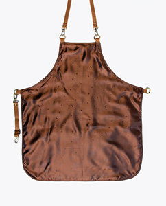 Capa de peluquería de cuero con bolsillos y anillo, delantal duradero y ajustable para uso de barbero, logotipo personalizado, salón de belleza, maquillaje, corte de pelo - Product Image 4