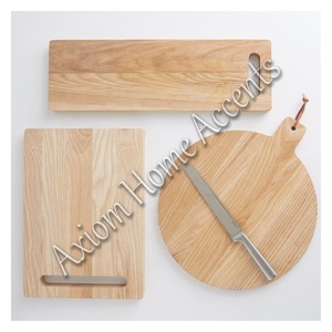 Axiom Home Accents Planche à fromage en résine élégante Base en bois durable Planche à fromage en résine pour utilisation en cuisine Blocs à découper de cuisine - Product Image 5