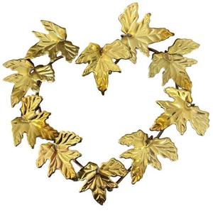 Corona de hojas de bronce en forma de corazón, flores decorativas hechas a mano, estilo clásico, paquete de una sola pieza sin iluminación - Product Image 1