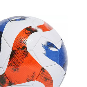 Balón de Fútbol T2 INTERNATIONAL OEM Profesional, Duradero, Ecológico y Ligero para Entrenamiento en Interiores/Exteriores, de la Mejor Calidad - Product Image 4