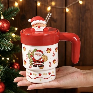 Taza Esmaltada Navideña con Pajita y Tapa, Diseño de Santa, Muñeco de Nieve y Árbol, Taza de Regalo Festiva para Café o Té con Caja de Color - Product Image 4