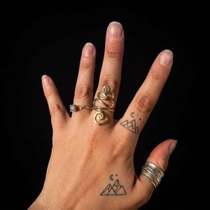 Vintage Gold Swirl <b>Ring</b> Handcrafted Hammered Wire <b>Statement</b> <b>Ring</b> Unique Boho Spiral <b>Ring</b> Gold Plated Brass <b>Ring</b> Gift for Her - Product Image 2