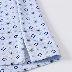 Polo pour homme à imprimé géométrique bleu, manches courtes, fermeture boutonnée, style décontracté, tissu en polyester respirant, haut de golf - Product Image 4