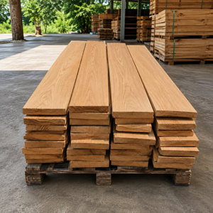 Bois scié robuste avec grain naturel et durabilité durable, adapté à la construction, aux meubles et aux projets de menuiserie sur mesure. - Product Image 1