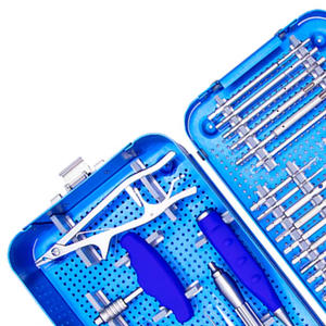 Kit d'instruments chirurgicaux orthopédiques en acier inoxydable : Pinces de maintien osseux, Plaques, Vis, Forets, Taps, Kit de petits fragments, Blush - Product Image 3