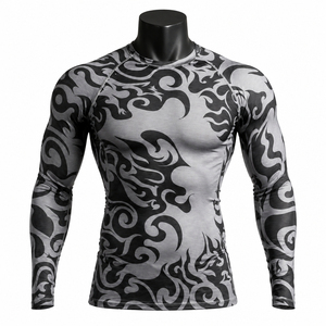 Camiseta Deportiva de Manga Larga para Hombre, Protección Solar UPF50+, Sublimada, de Secado Rápido, para Natación, Surf, Color Gris Negro con Estampado, 120g - Product Image 1