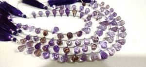 Perles de pierres précieuses en améthyste violette naturelle, facettées en forme de goutte, vendues par brin de 8 pouces de long - Product Image 3