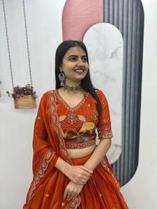 Оптовая цена от поставщика: Дизайнерский искусственный мех экстремально высокого качества в стиле Болливуда с разноцветной вышивкой и узорами для вечеринок - Product Image 5