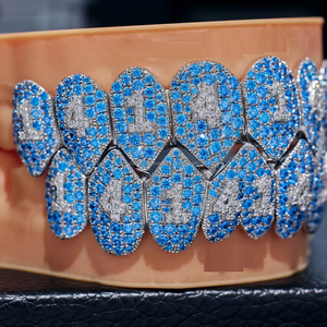 Diamante de Color azul al por mayor nuevo 1414 Diamante de moissanita helado completo 925 dientes de plata Starling Grillz para regalo de fiesta de Halloween - Product Image 3