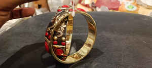 Conjunto de Brazaletes Ajustables de Latón Hechos a Mano de Lujo Modern Muse con Personalización, Joyería de Diseño Moderna para Mujer - Product Image 5