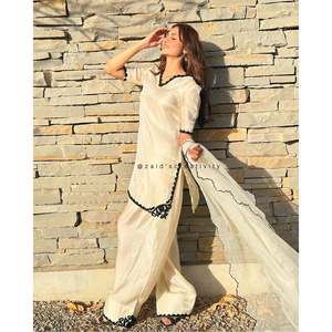 Ensemble haut et bas de soirée pour femmes, avec dupatta fantaisie - Product Image 3