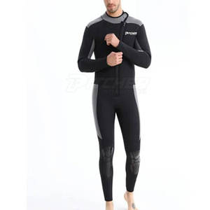 Ensemble de rashguards d'entraînement athlétique pour hommes, vêtements de sport respirants et performants, tenue de fitness - Product Image 6