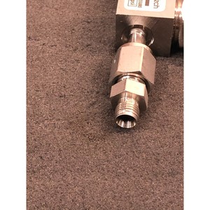 APTech AP3550SZ, 2PW FV4 FV4, Válvula de Diafragma 250 - Equipo y Piezas de Semiconductores de Confianza de Marca Global - Product Image 5