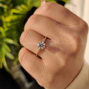 Anillo de Diamantes de Corte Redondo de 0.50 a 2.00 CT, Color E, Claridad VS, Diseño de Siete Piedras, Plata de Ley 925, Joyería Fina para Novia, Aniversario, Mujer - Product Image 2