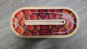 Plateau en bois fait main avec incrustation de résine mosaïque rouge, plat de service décoratif, organisateur polyvalent moderne pour Diwali et mariage, amovible - Product Image 3