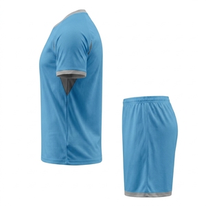 Conjunto Deportivo de Secado Rápido para Hombre, Camiseta de Alto Rendimiento con Pantalones Cortos Deportivos Cómodos para Entrenamientos Diarios - Product Image 4