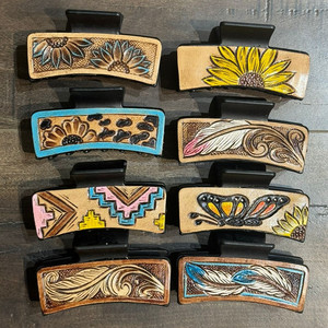 Wholesale Women's Hair Accessories Hand <b>Tooled</b> Leather Hair <b>Clips</b> High Quality Cowhide Leather Customized Floral Hair Claw <b>Clips</b> - Product Image 3