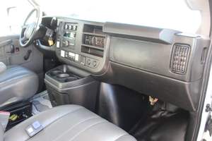 Camion tracteur poids lourd 6x4 avec cabine couchette, diesel, pour transport longue distance - Product Image 5