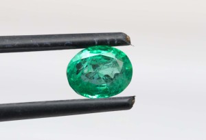 Émeraude naturelle ovale, taille 1-2 carats, pierres en vrac, qualité supérieure, émeraude facettée pour la création de bijoux de luxe - Product Image 2