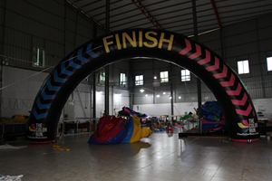 Arche gonflable FINISH en promotion pour événements publicitaires - Product Image 2