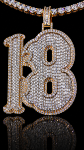 Colección Exclusiva de Colgantes Personalizados con Diamantes de Moissanita Baguette y Redondos, Estilo Hip Hop, para Hombre, para Fiestas - Product Image 1