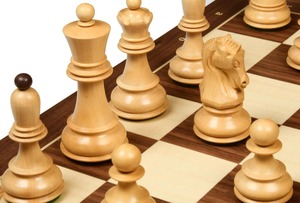 Reproduction de l'ensemble d'échecs Bobby Fischer de Dubrovnik de 1950, pièces de 3,75 pouces, en bois de sheesham, au meilleur prix - Product Image 2
