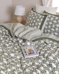 Juego de Cubrecama Acolchado Floral Verde con Ribete Sólido, Ropa de Cama de Algodón Tradicional para Todas las Temporadas - Product Image 3
